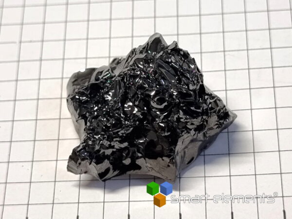 Sensational chunk of glassy carbon - 99.99% - 11.34 grams