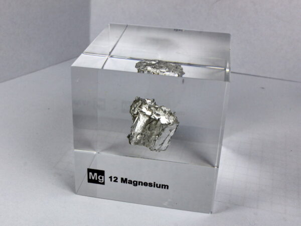 Acrylic Element cube - Magnesium Mg - 50mm