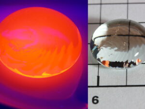 Samarium 3+ doped fluorescent glass bead NEW!