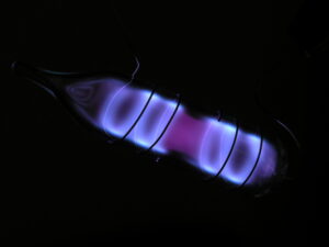 High purity Xenon gas ampoule, purity 99.998%