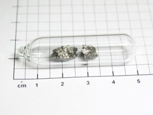 Dysprosium - Metal 99,95% purity in ampoule under argon!