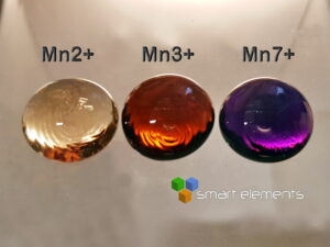 Collection of Manganese phosphate glasses of different oxidation states - 3 pcs.